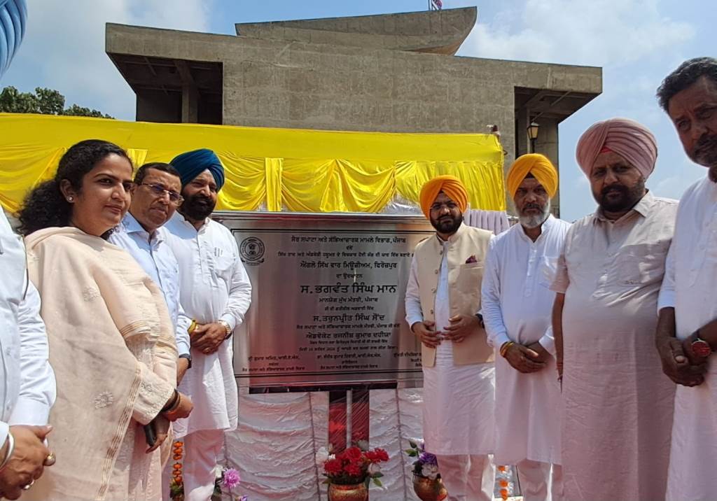 Cabinet Minister Tarunpreet Singh Sound inaugurates the renovated AngloSikh War Museum at Ferozeshah
